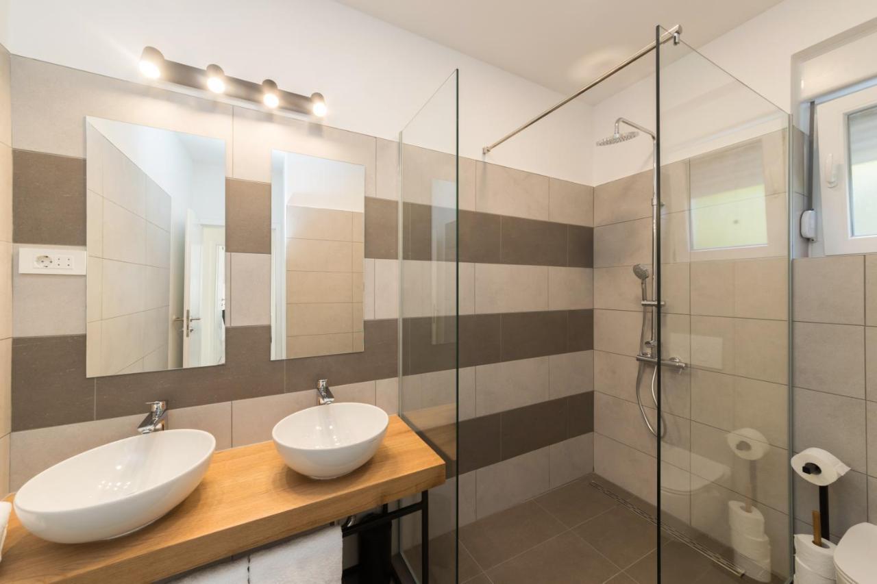 Villa Belveder Đảo Pag Ngoại thất bức ảnh